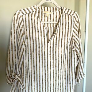 Michael Kors chain link style blouse with knotted sleeve size M